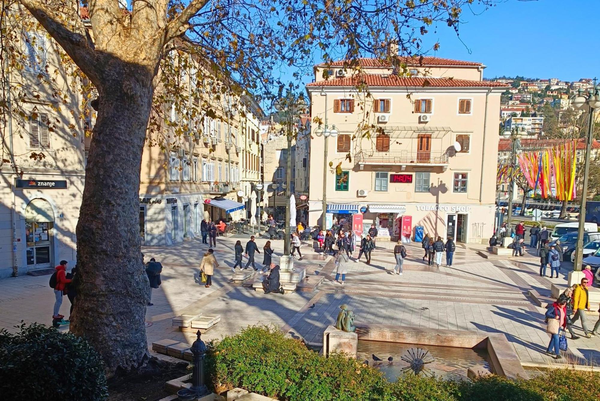 City Life Rijeka Luaran gambar
